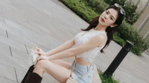有着明星脸的交换学生Mia