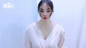 迷药的力量豪乳露出衣衫不整