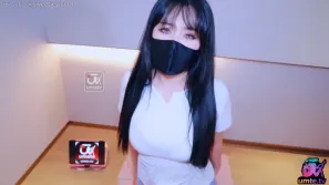 私人瑜伽教练面对丰满翘臀我忍不住无套插入颜面射精 亦可姐姐