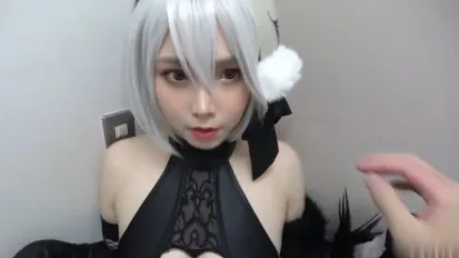 真实害羞女Coser的本性出人意料的反差