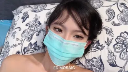 EDmosaic 现役女大生19岁秋刀鱼原本绿播突破尺度玩按摩棒