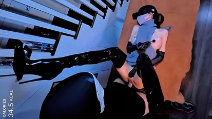 漆皮细跟皮靴第一视角