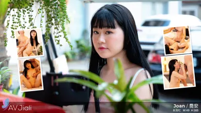 放蕩的串流女主播乔安在镜头前和粉丝淫乱