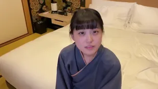 [无码版]FC2PPV-3166039 18岁美少女小樱再次登场3P初体验