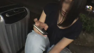 [无码版]FC2PPV-932566 坐在路边的纯朴翘家女