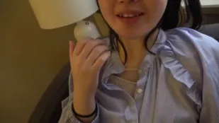 FC2PPV-4544114 光天化日享乐不伦的保育士人妻